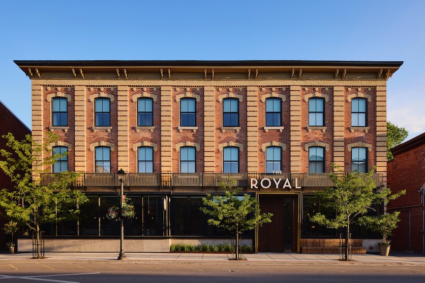 The Royal Hotel Exterior Front